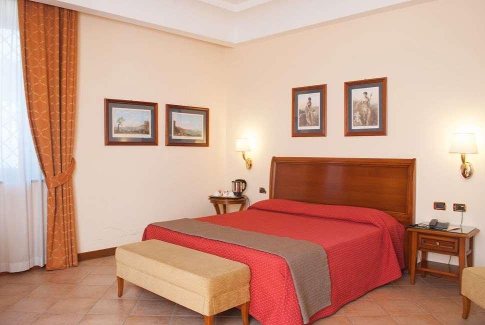 Le Cheminee Business Hotel Napoli Zimmer foto